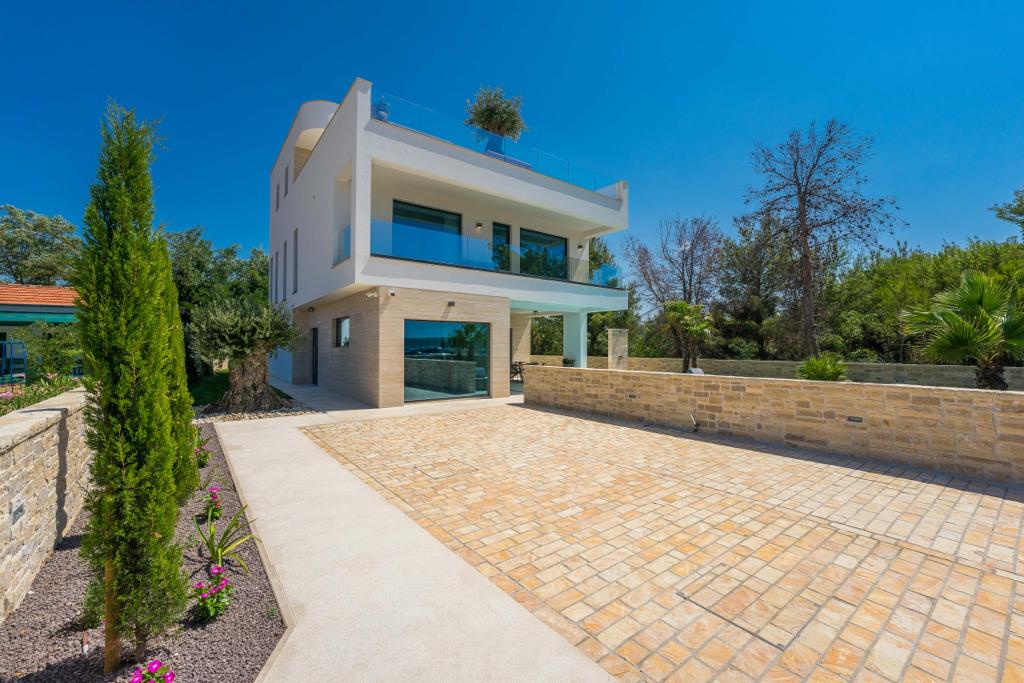 PHOTO-2022-09-20-16-39-11